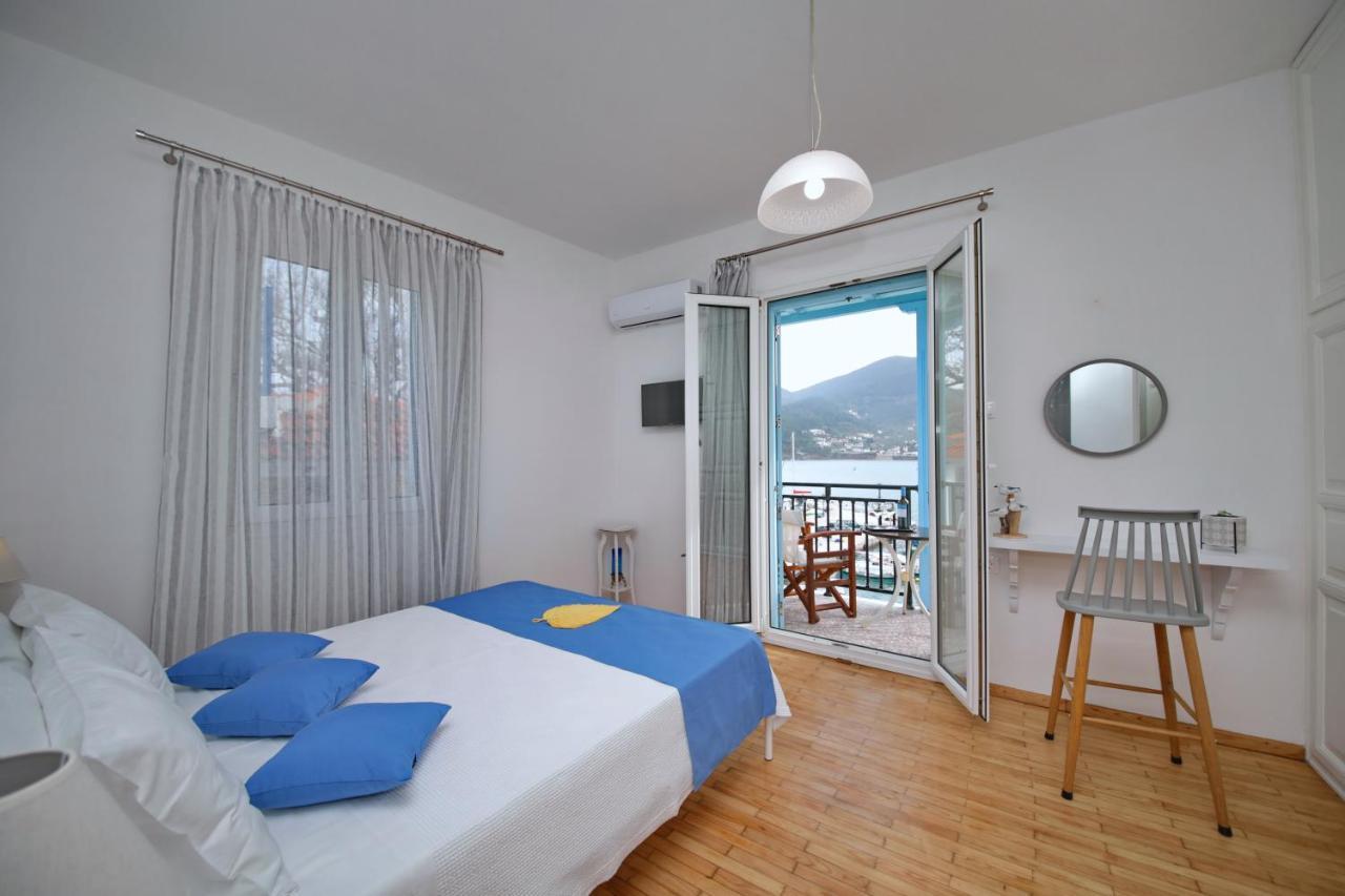 Molos House Skopelos Town Exterior photo